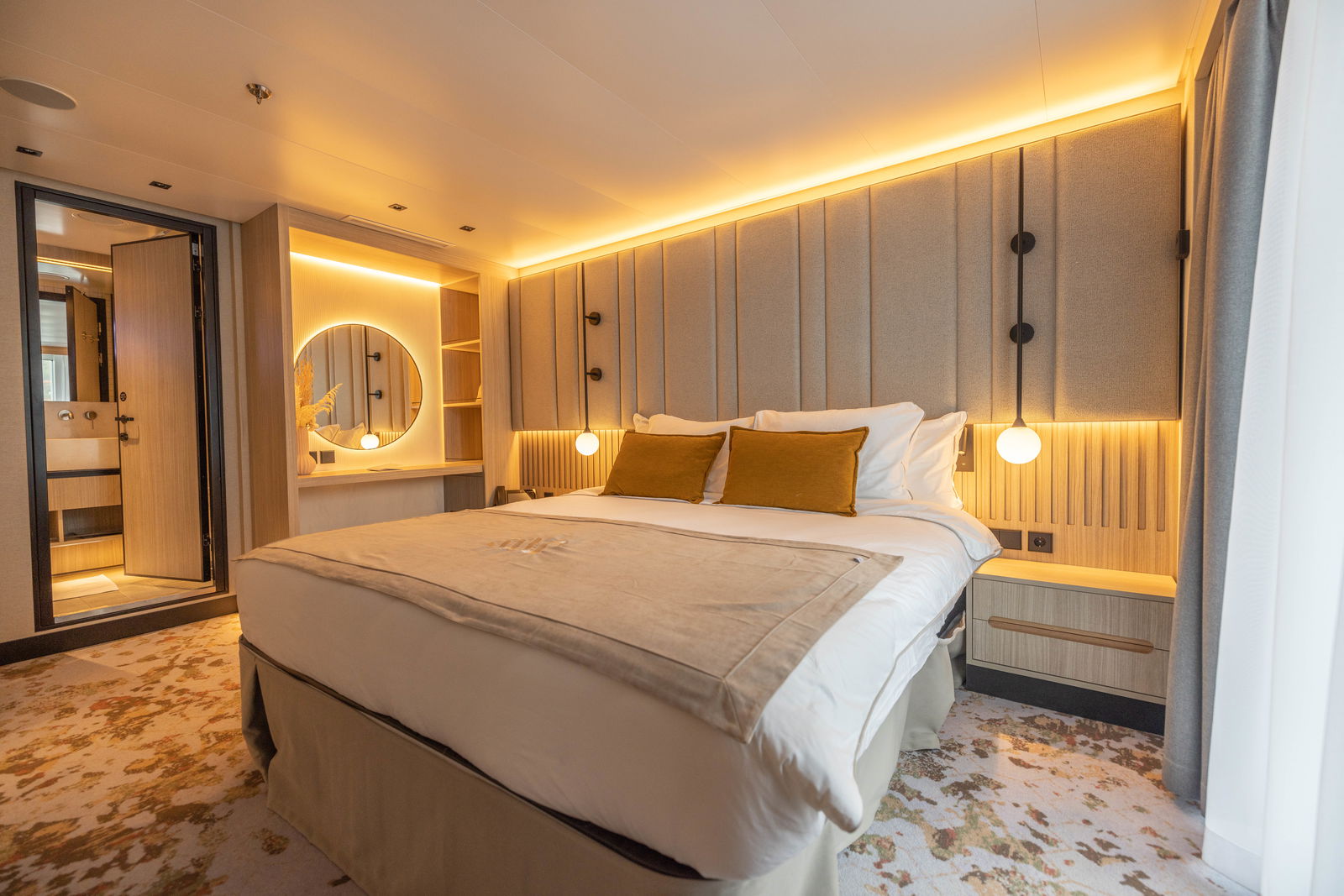 SH Minerva Suite